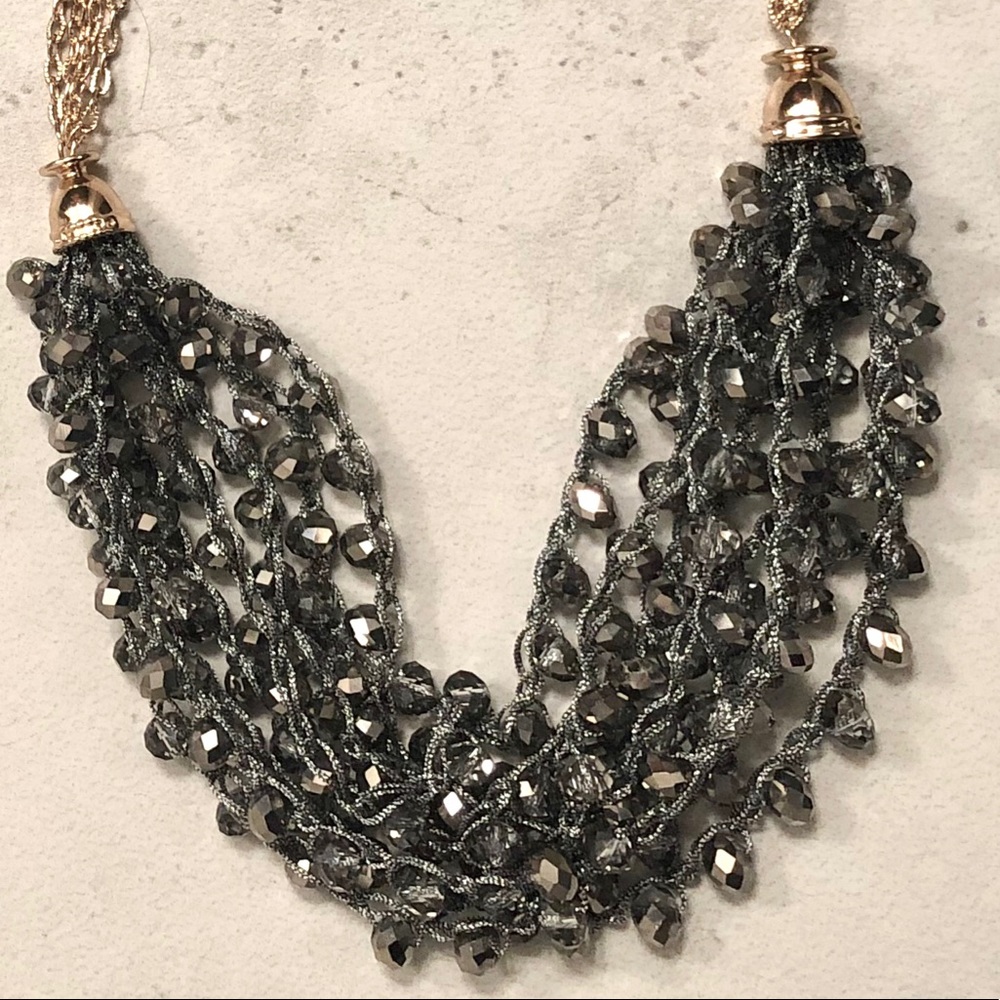 💦Francesca’s Chunky Grey Necklace - Picture 4 of 4